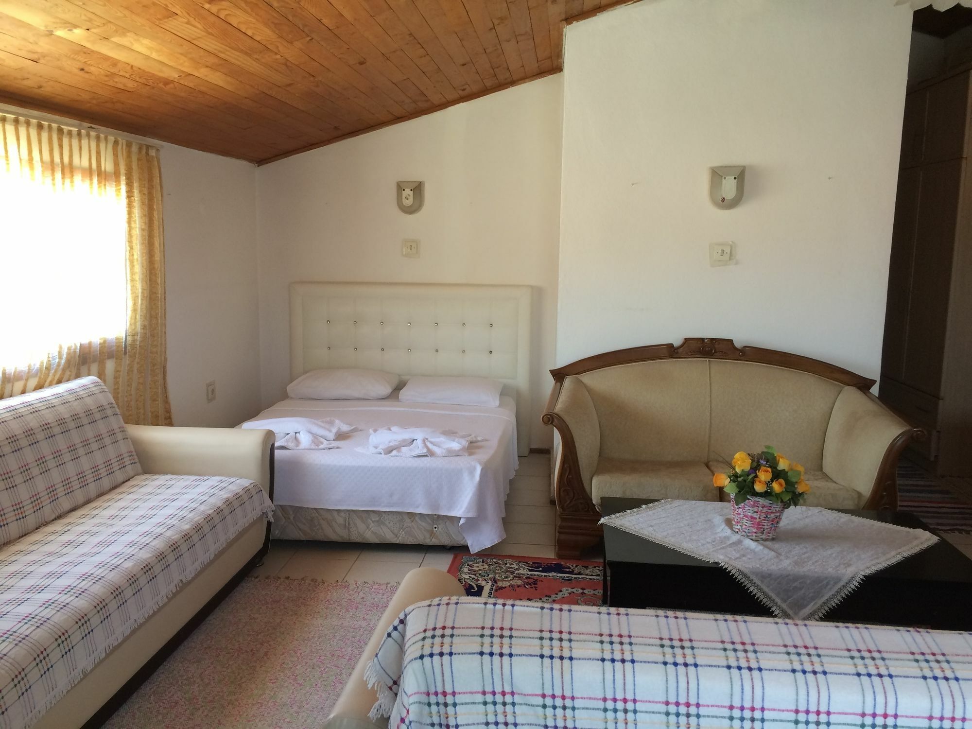 Parmis Rooms Cesme Exterior photo